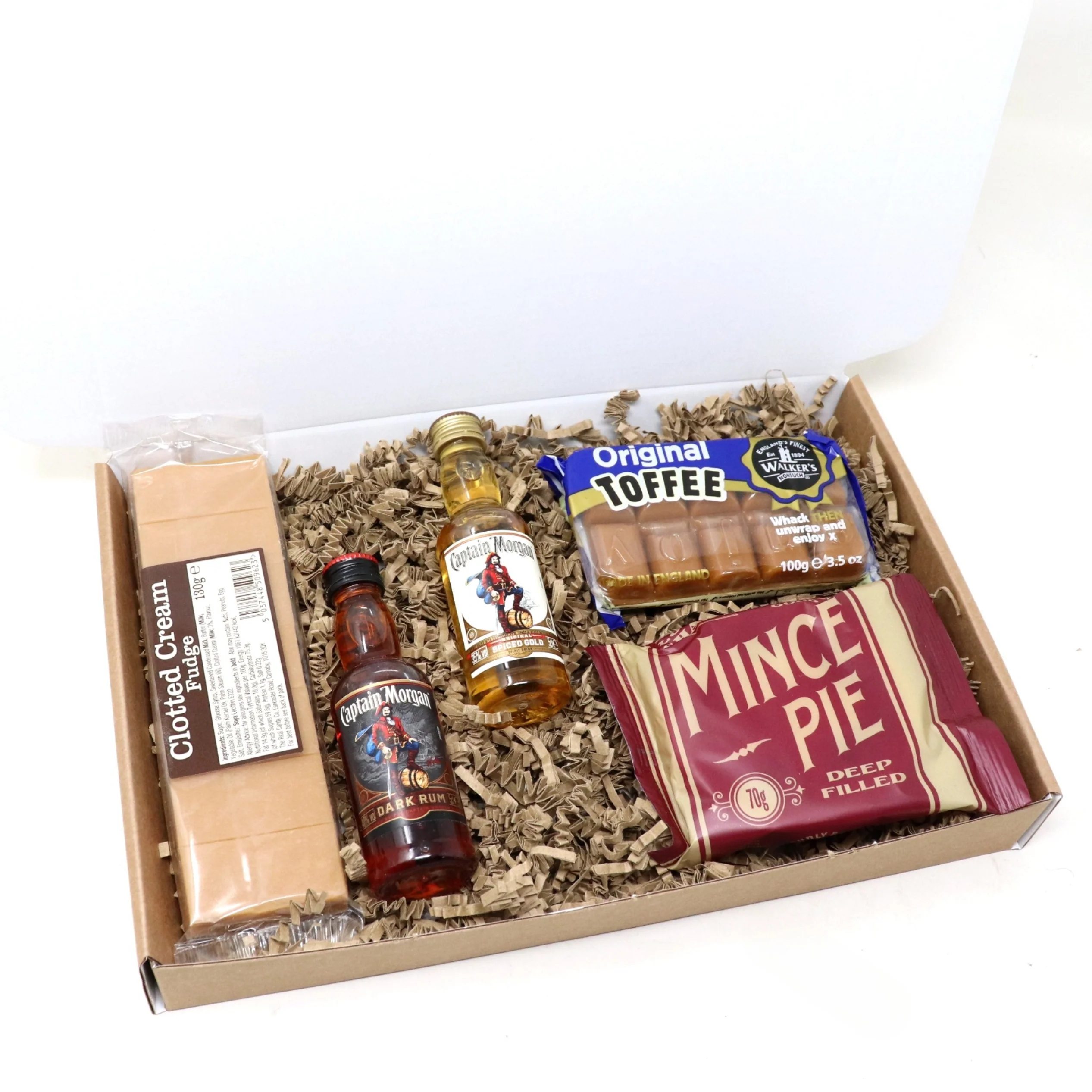 Alcohol & Christmas Treats Letterbox Gift Set With Mince Pie - Image 10