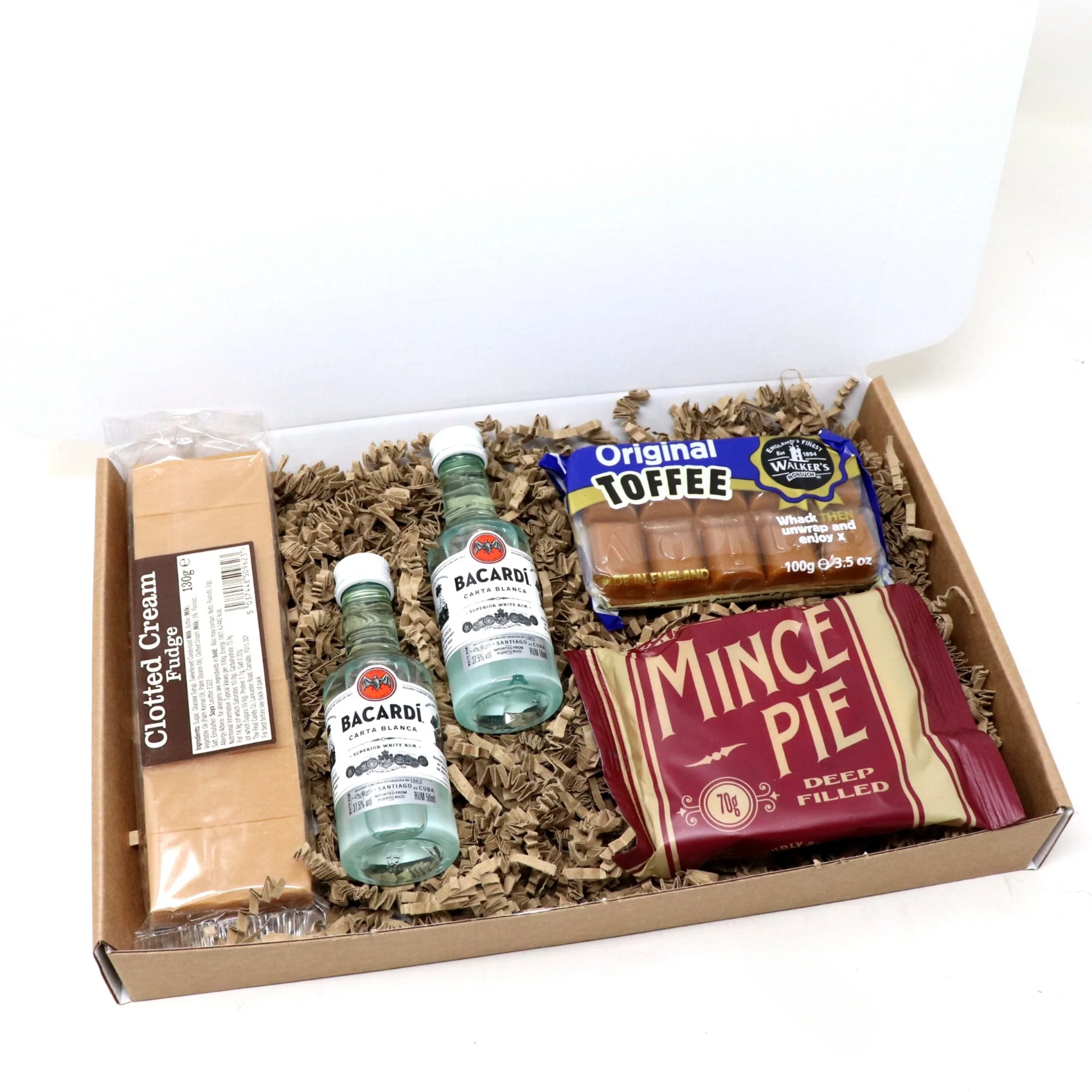 Alcohol & Christmas Treats Letterbox Gift Set With Mince Pie - Image 4