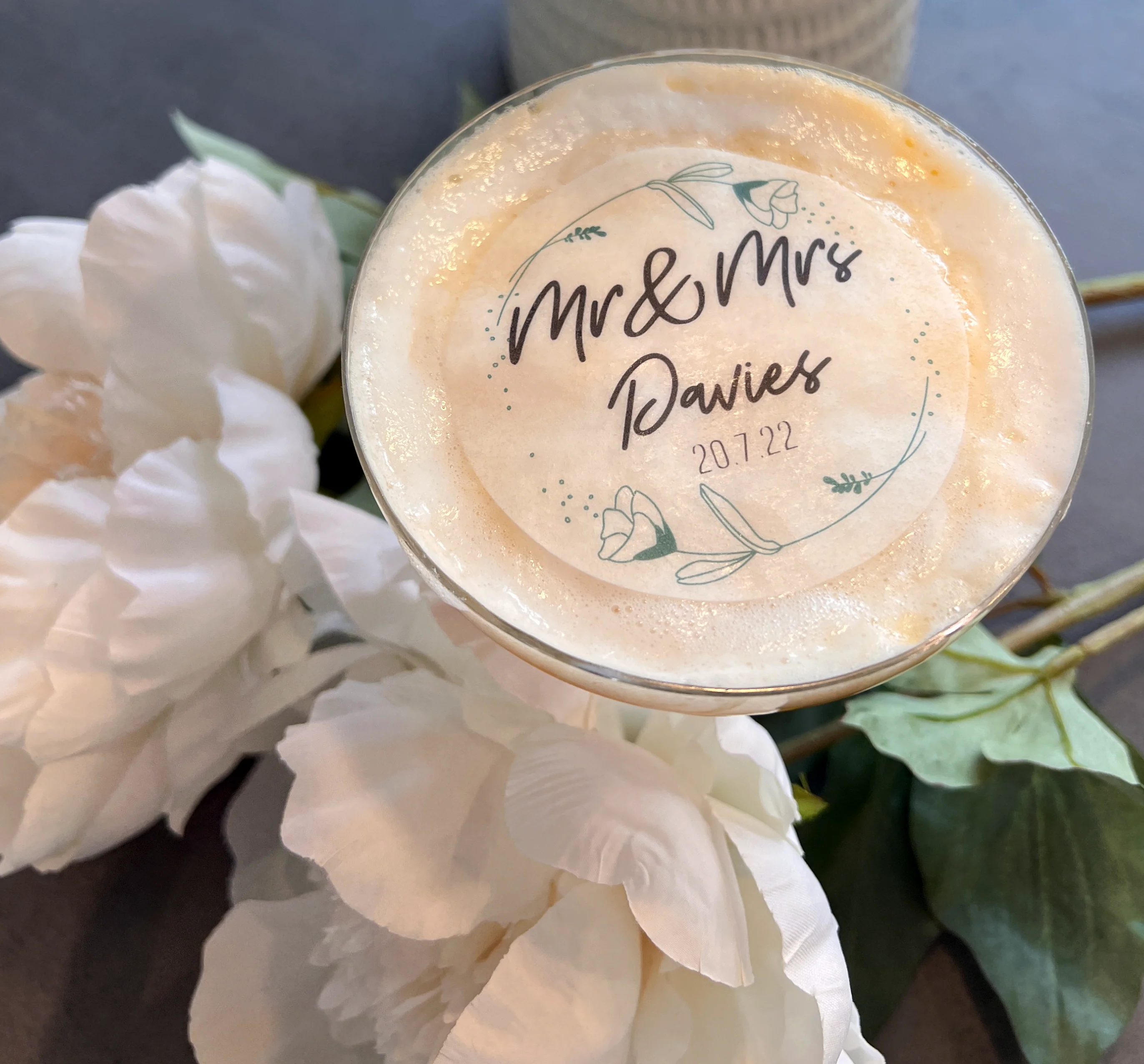 Personalised Flower Wreath Edible Cocktail Drink Toppers - Image 2